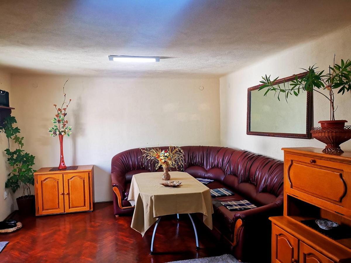 Casa Petrescu Villa Curtea de Argeş Esterno foto